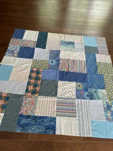 Handgefertigtes maschinell genähtes Quilt-Top bunte Blöcke unvollendet 66 x 67 QE18 - Bild 1 von 22