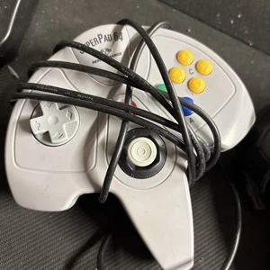 N64 Super Pad Controller Grey And Black Lot 2 For Nintendo 64 P-307 P-305 - Picture 1 of 4