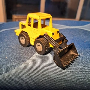 SIKU 0802 0803 Radlader Frontlader gelb - Bild 1 von 5