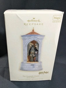 Hallmark Keepsake 2008 The Gargoyle Guard Harry Potter Ornament - Picture 1 of 9