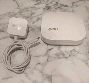 eero Pro 1a generazione router o prolunga wifi mesh bianco A010001 con cavo alimentazione - Foto 1 di 4