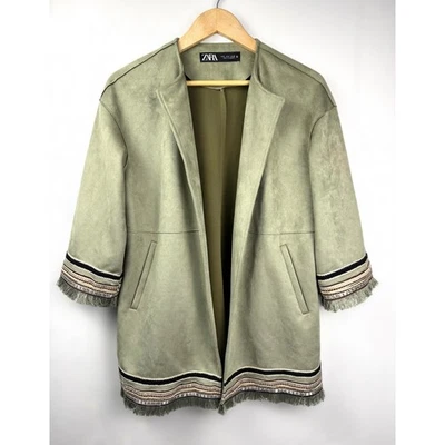 Chaqueta Kimono ZARA Verde Oliva Imitación Gamuza Boho Bordada/Fringe Borde Para Mujer S Foto 1 de 4