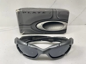 Oakley Plate Dark Silver Sonnenbrille - Black Iridium - SCHÖN IN BOX - Bild 1 von 14