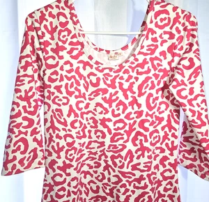 PERSIFOR donna piccolo design corallo bianco collo a scoop manica 3/4 elasticizzato - Foto 1 di 14