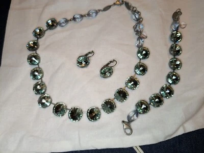 Sabika это девочка Вена размер ювелирный набор б/у в отличном состоянии индийский сапфир осень/зима 2013 - Изображение 1 из 4