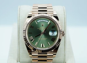 Rolex 228235 DAY DATE 40 ROSE GOLD OLIVE GREEN ROMAN DIAL 2024 - Picture 1 of 2