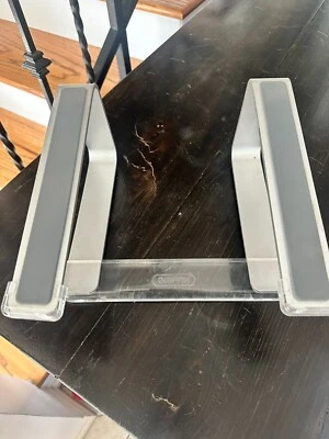 Soporte para portátil Griffin Foto 1 de 3