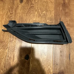 Genuine OEM Front Left Fog Light Cover For VW/Audi 5GM853211C9B9 - Picture 1 of 2