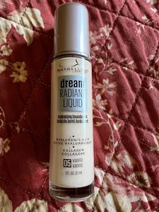 Maybelline Dream Radiant Liquid Hydrating Foundation ~ Choose Your Shade - Picture 1 of 2