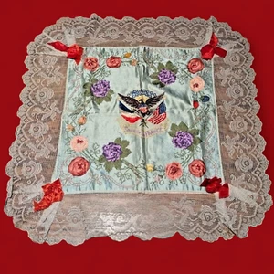 ANTIGUA BUFANDA VICTORIANA Recuerdo de Francia Floral Águila Calva Bandera pañuelo tapete - Imagen 1 de 7