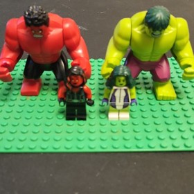 LEGO Hulk Red Hulk She-Hulk Minifigure Lot Marvel Super Heroes Theme 76078