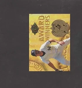 1994 Fleer Ultra Award Winners #2 DON MATTINGLY - Picture 1 of 2