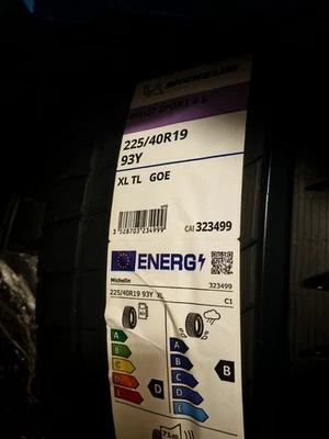 Michelin Pilot Sport 4 S 225/40 R19 93Y XL GOE Sommerreifen - Bild 1 von 2