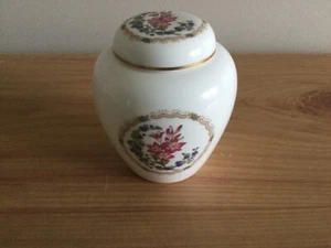 Crown Staffordshire Fine Bone China Highgrove Design Small Ginger Jar. - Picture 1 of 2
