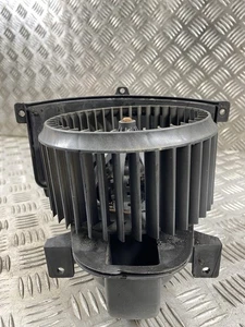 AUDI Q7 2014 3.0TDI CALENTADOR VENTILADOR MOTOR 4L2820021B GENUINO - Imagen 1 de 4