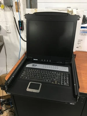 Tripp-Lite B020-016-17 17" 16-Port KVM Console Mouse/Keyboard Switch *TESTED* - Image 1 of 4