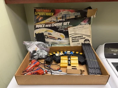 Vintage 1979 Matchbox SpeedTrack Race and Chase Police Slot Set w/Cars AS IS - Image 1 of 4