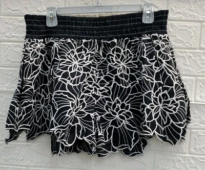 NewANTHROPOLOGIE The Somerset Embroidered Pull On Shorts Black and White Size XL - Изображение 1 из 4