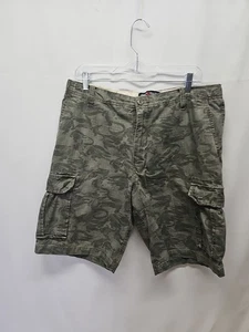 George & Martha Men's Cargo Shorts size 34 Camo AOP Alligator Print Inseam 11 - Picture 1 of 13