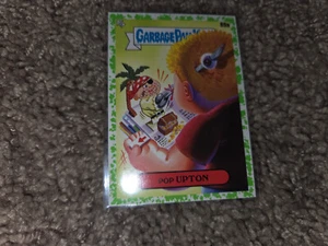 B21: 2022 GARBAGE PAIL KIDS GPK BOOK WORMS Pop UPTON Booger Green 89a - Picture 1 of 5
