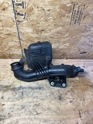 Amortiguador silenciador intercooler Audi A4 2009-2016 con tubo Foto 1 de 4