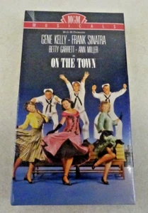 On The Town MGM Musical VHS Tape SEALED Turner Home Gene Kelly Frank Sinatra - Picture 1 of 5