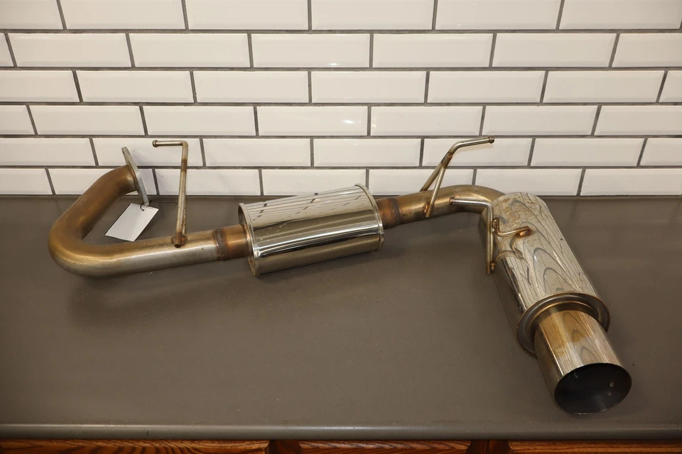 Mazda Miata 2001-2005 NB Megan Racing escape trasero gato Foto 1 de 4