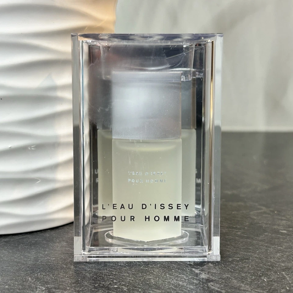 NUEVO Vintage Issey Miyake L'Eau D'Issey Pour Homme Mini EDT Solash .25 oz 7 ml Foto 1 de 4