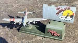 Corgi - Nose Art - 1/144 Diecast - B-17  Flying Fortress "OH! HARDLUCK"  ©2005 - Picture 1 of 3