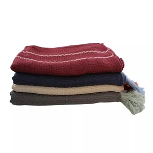 Mantón Vince Camuto Basket Weave súper suave envolvente en 4 colores 48" x 48" #VC5004 - Imagen 1 de 6
