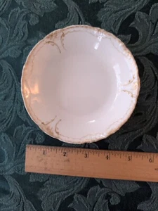 Antiguo tazón de postre de frutas Schleiger 133 Theodore Haviland cupé ~ borde dorado 5" - Imagen 1 de 5
