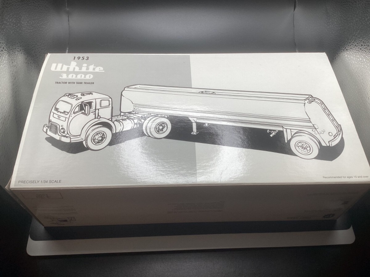 First Gear White Motor Company Diecast & Toy Tanker Trucks First Gear White Motor Company Diecast & Toy Tanker Trucks