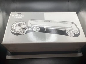 First Gear 1/34 1953 White 3000 Truck with Tanker Trailer 19-1934 Esso Aviation - Picture 1 of 10