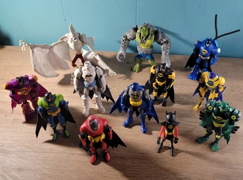 THE BATMAN EXP LOT OF 12 Extreme Power Action Figures - Killer Croc, Arctic +++ Cover