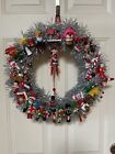 16 Christmas Kitsch Vintage Wood Ornament Wreath