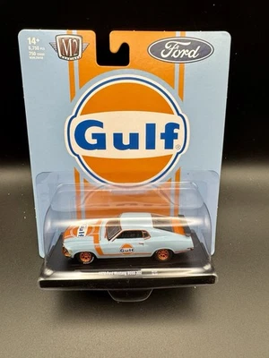 Ford Mustang BOSS 302 1:64 CHASE 1/750 1970 M2 MACHINES GULF naranja cromo Foto 1 de 4