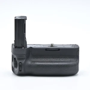 Sony VG-C3EM Vertical Grip for α9 α7III α7RIII Near Mint JAPAN - Picture 1 of 8