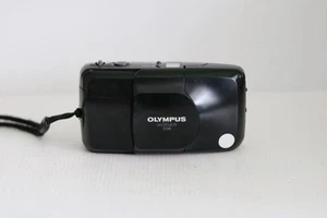 Olympus mju Zoom 35-70 mm 35 mm fotocamera compatta pellicola punta e scatta stilo Epic 80 - Foto 1 di 6