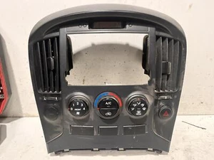 Hyundai ILOAD Heater & A/C Controls TQ 11/07-08/15 - Picture 1 of 4