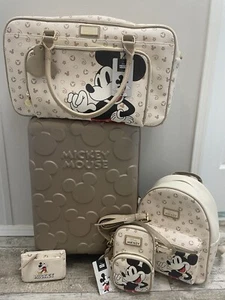 NWT Mickey Carry On Luggage With All The Set - Picture 1 of 16