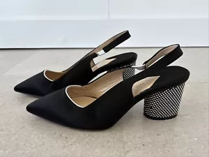 Paul Andrew Kapoor Sling Back black Pointed Toe heels Size 37 / 7 studded - Picture 1 of 4