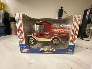 Gearbox 1912 Ford Oil Tanker. Union Oil Company Of California. Limited Edition. - Picture 1 of 5