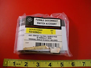 GE FD1ASN011 Auxiliary Contact Switch 1 Pos 2 Pole 2 NO Terminal Shield FD1ASCV1 - Picture 1 of 2