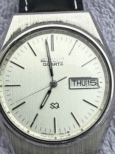 Vintage Seiko Men 8123-7049 Date Silver Tone 35mm Quartz Watch - Picture 1 of 10