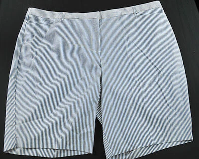 WOMENS FASHION BUG STRIPED SHORTS WHITE / BLUE SIZE 28 VERY NICE! - Image 1 of 4