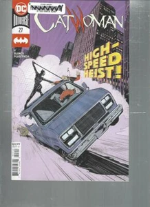CAT WOMAN - NO. 27 - DECEMBER 2020 - Picture 1 of 2