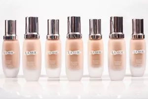 La Mer The Soft Fluid Long Wear Foundation SPF 20 (Select Color) 1 oz Sealed - Picture 1 of 2