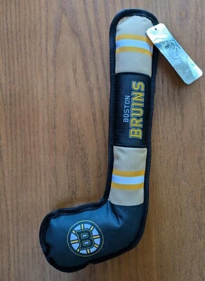 Primer juguete para perros Pets de nailon resistente con chirrido interior con licencia de la NHL Boston Bruins Foto 1 de 3
