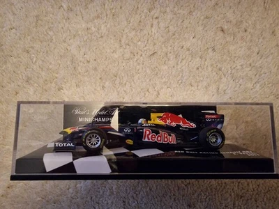 Sebastian Vettel Red Bull Racing RB7 2011 F1  1:43 Minichamps - Image 1 of 4