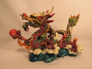 Scultura statua drago asiatico orientale incredibilmente dettagliata e dipinta - Foto 1 di 7